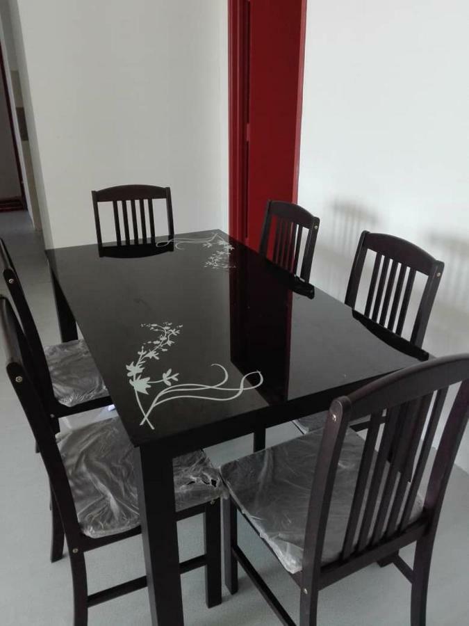 Homestay Hani Kuala Terengganu Buitenkant foto